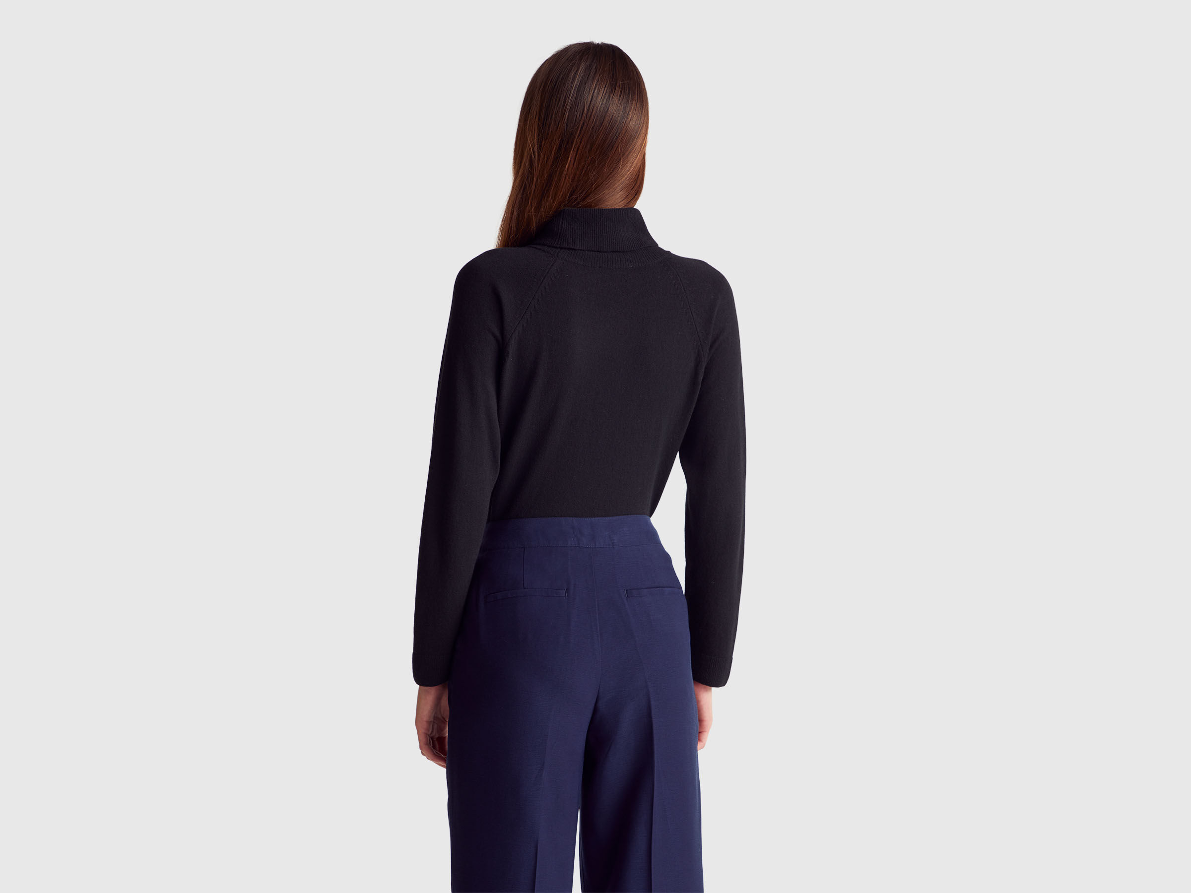 TURTLE NECK SWEATER Mujer image number 2